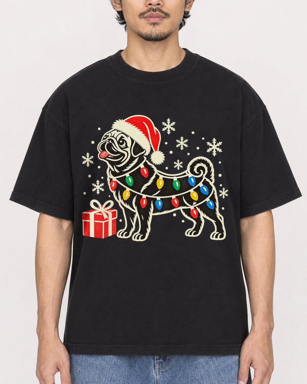 Mockup Boxy Heavyweight Tee Black male close-up 02
