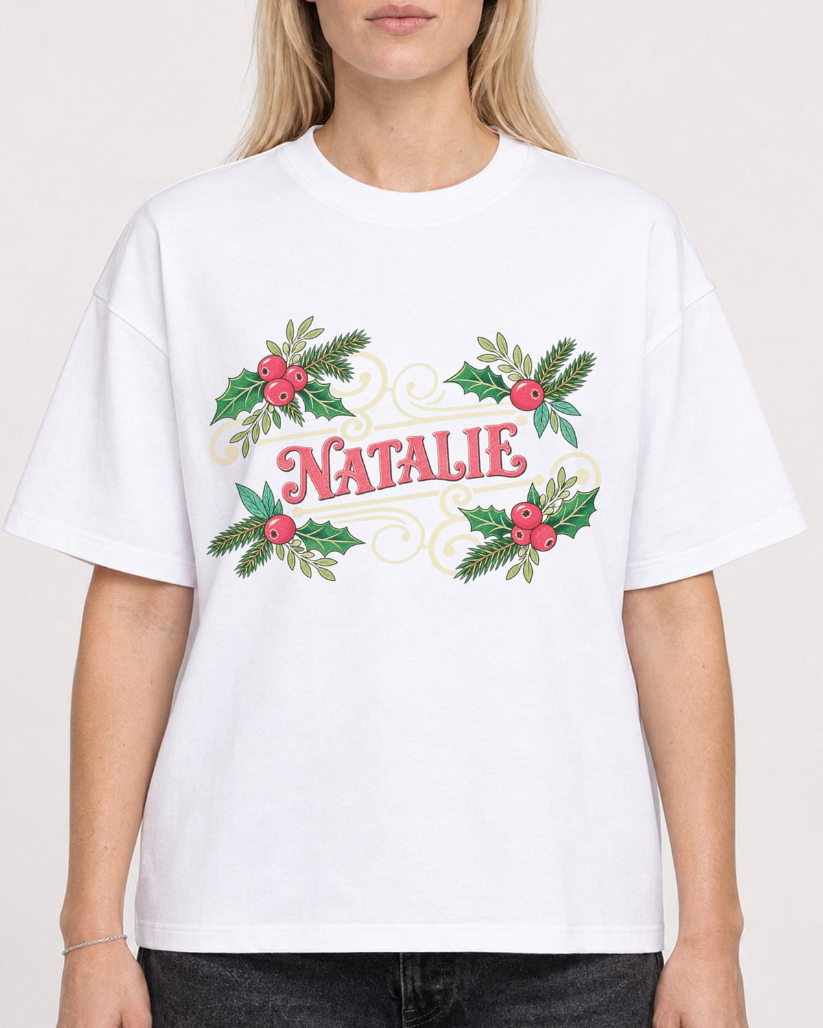 Mockup Boxy Heavyweight Tee White female close-up 08
