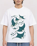 Mockup Boxy Heavyweight Tee White male close-up 03