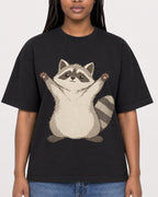 Mockup Boxy Heavyweight Tee Black female close-up 04