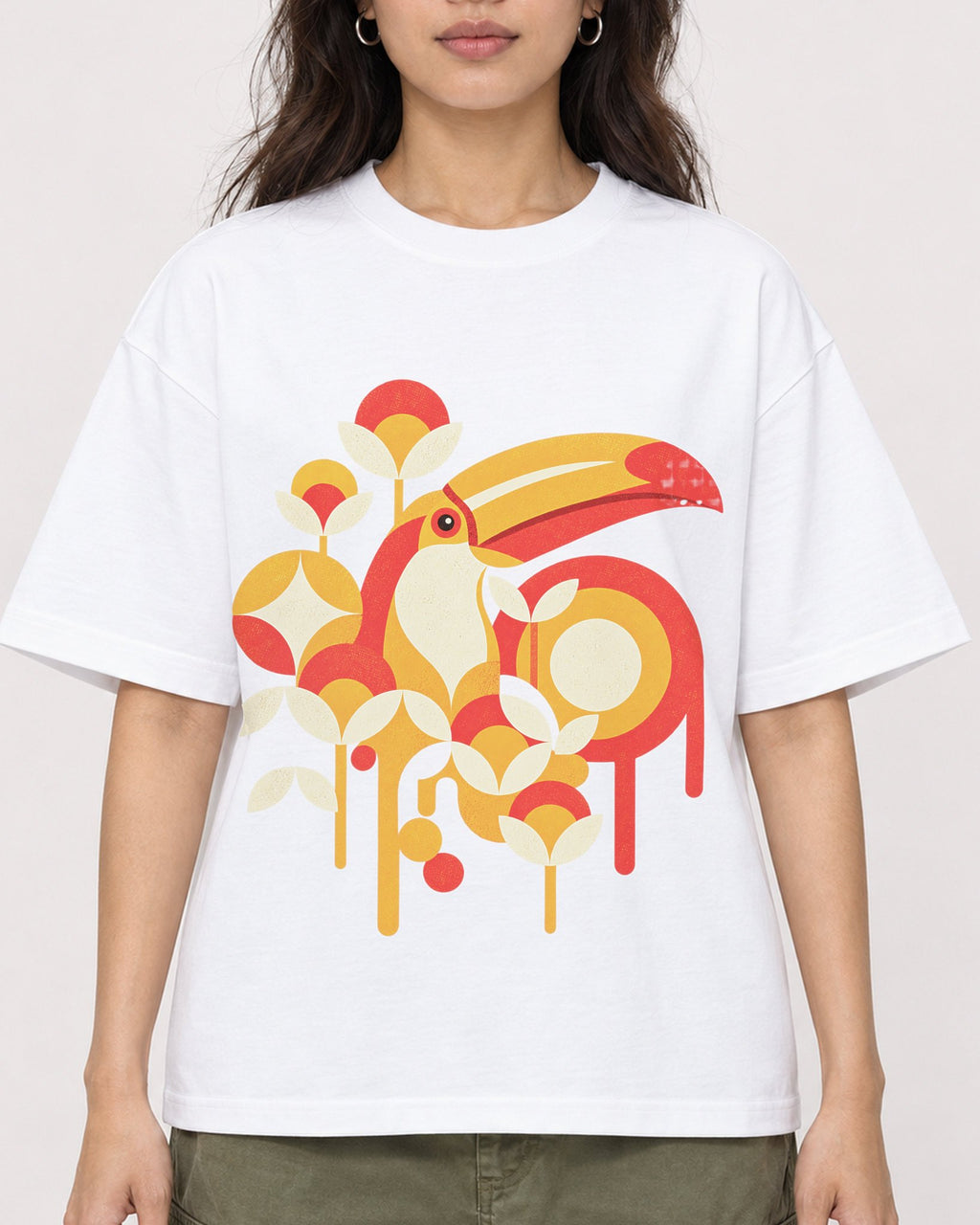 Mockup Boxy Heavyweight Tee White female close-up 02