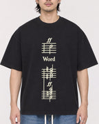 Mockup Boxy Heavyweight Tee Black male close-up 23