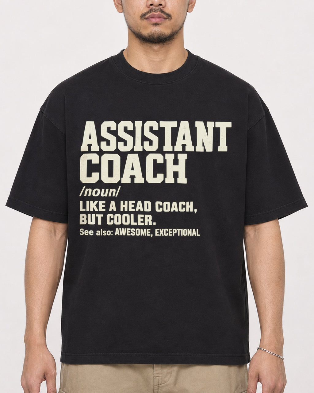 Mockup Boxy Heavyweight Tee Black male close-up 32