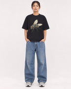Mockup Boxy Heavyweight Tee Black female full-body 12