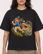 Mockup Boxy Heavyweight Tee Black female close-up 06