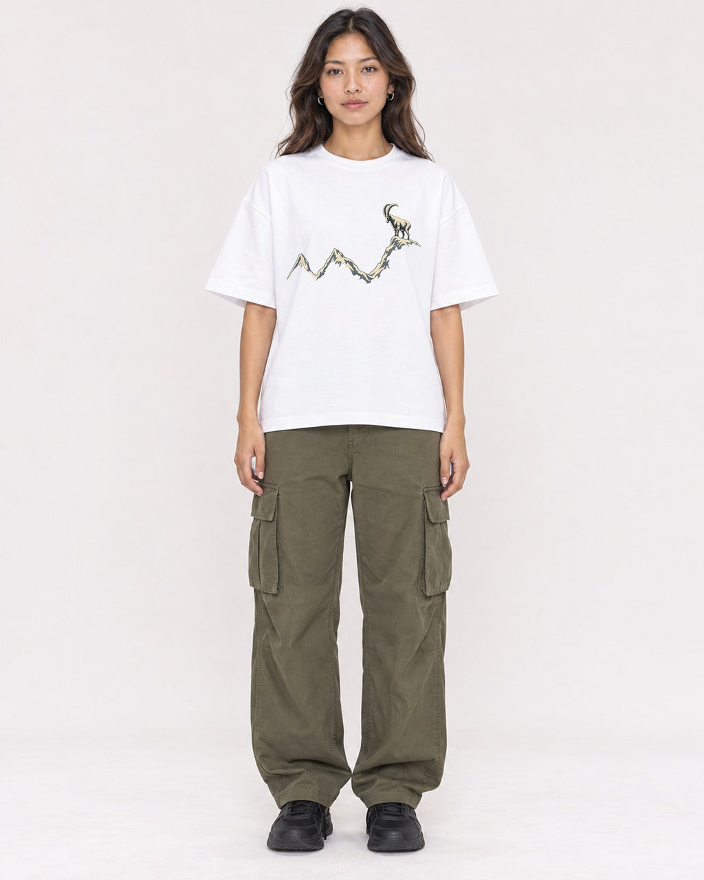 Mockup Boxy Heavyweight Tee White female full-body 02
