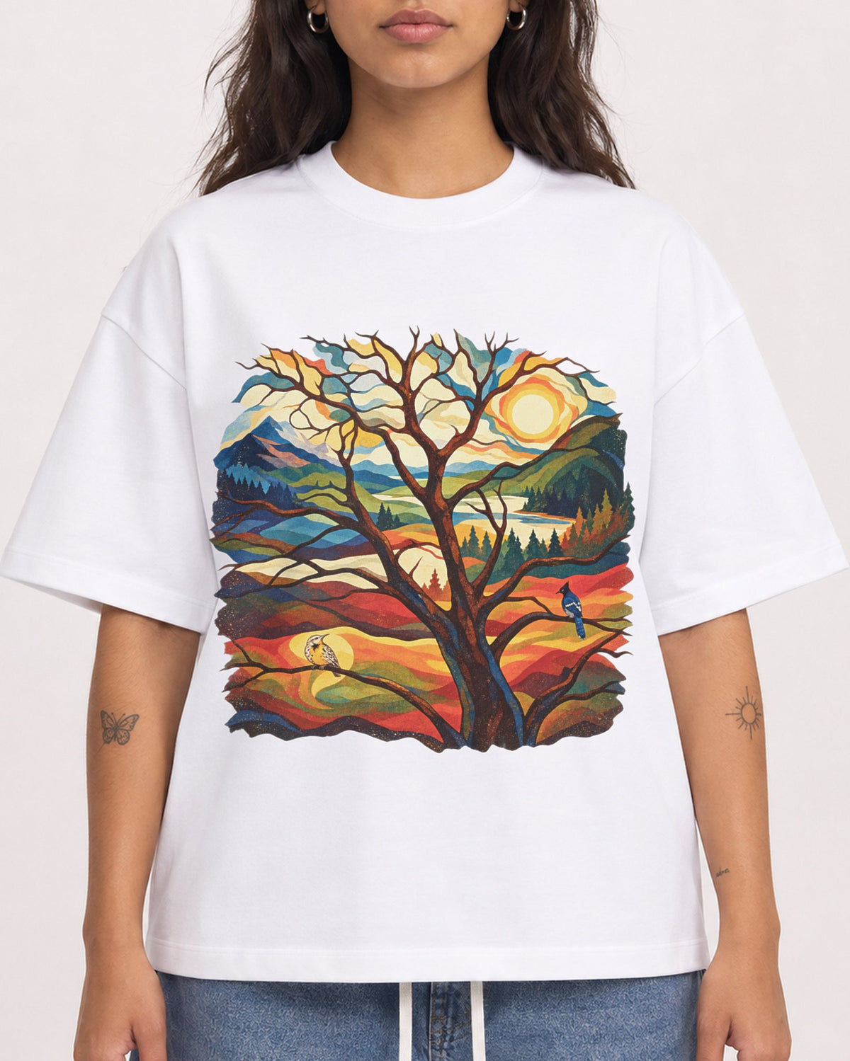 Mockup Boxy Heavyweight Tee White female close-up 06
