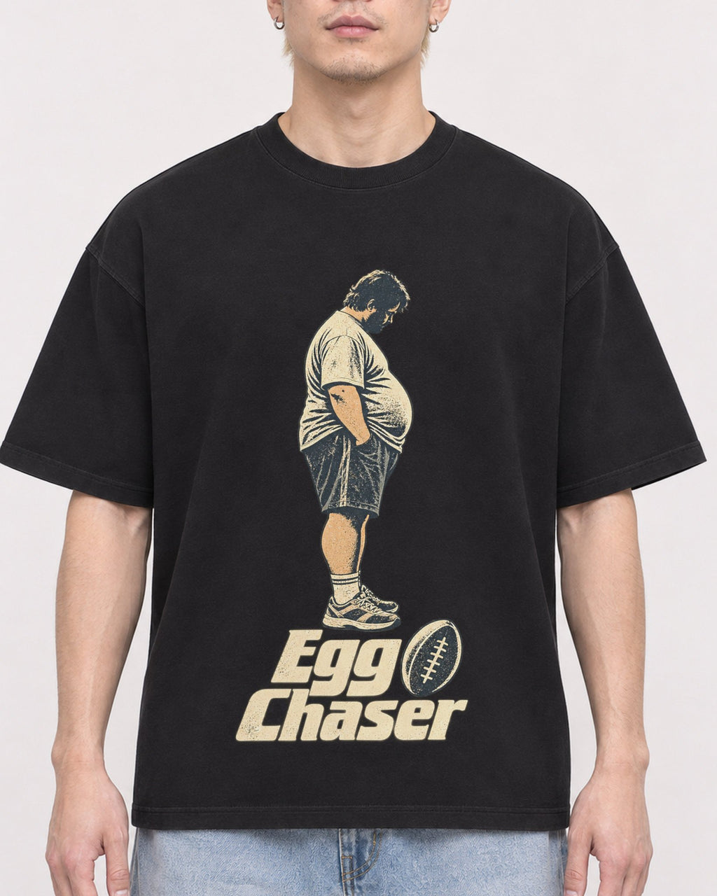 Mockup Boxy Heavyweight Tee Black male close-up 33