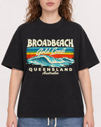 Mockup Boxy Heavyweight Tee Black female close-up 09
