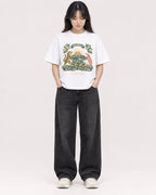 Mockup Boxy Heavyweight Tee White female full-body 13