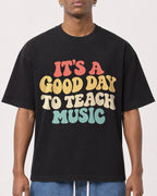 Mockup Boxy Heavyweight Tee Black male close-up 15
