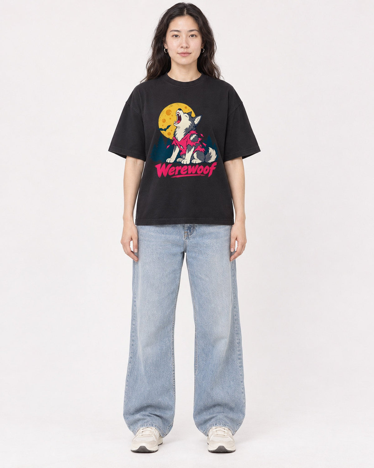 Mockup Boxy Heavyweight Tee Black female full-body 03