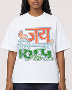 Mockup Boxy Heavyweight Tee White female close-up 04