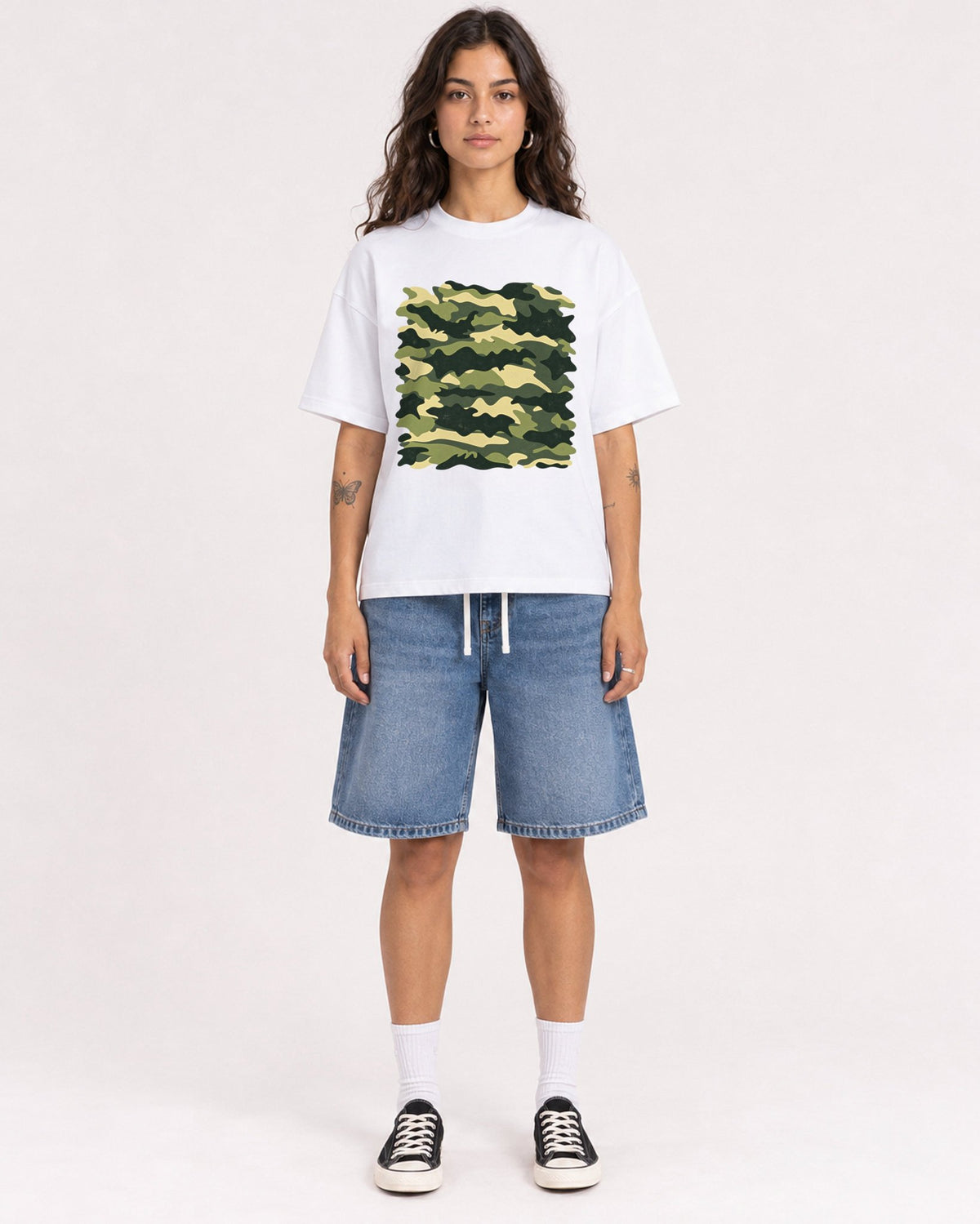 Mockup Boxy Heavyweight Tee White female full-body 06