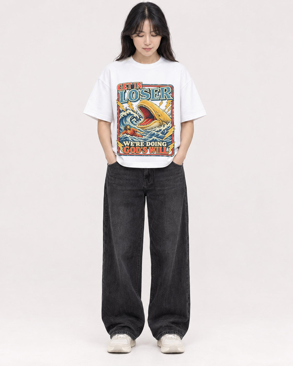 Mockup Boxy Heavyweight Tee White female full-body 13