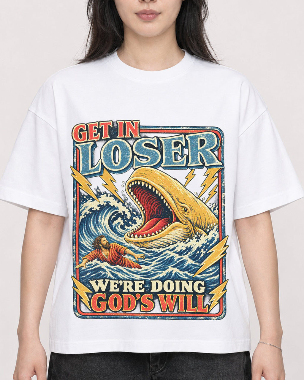 Mockup Boxy Heavyweight Tee White female close-up 13