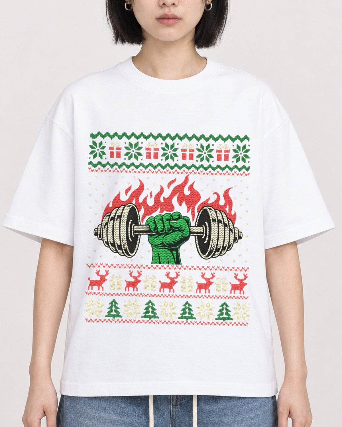 Mockup Boxy Heavyweight Tee White female close-up 11