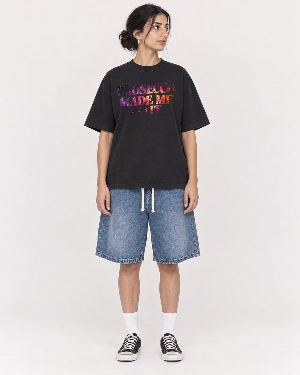 Mockup Boxy Heavyweight Tee Black female full-body 17