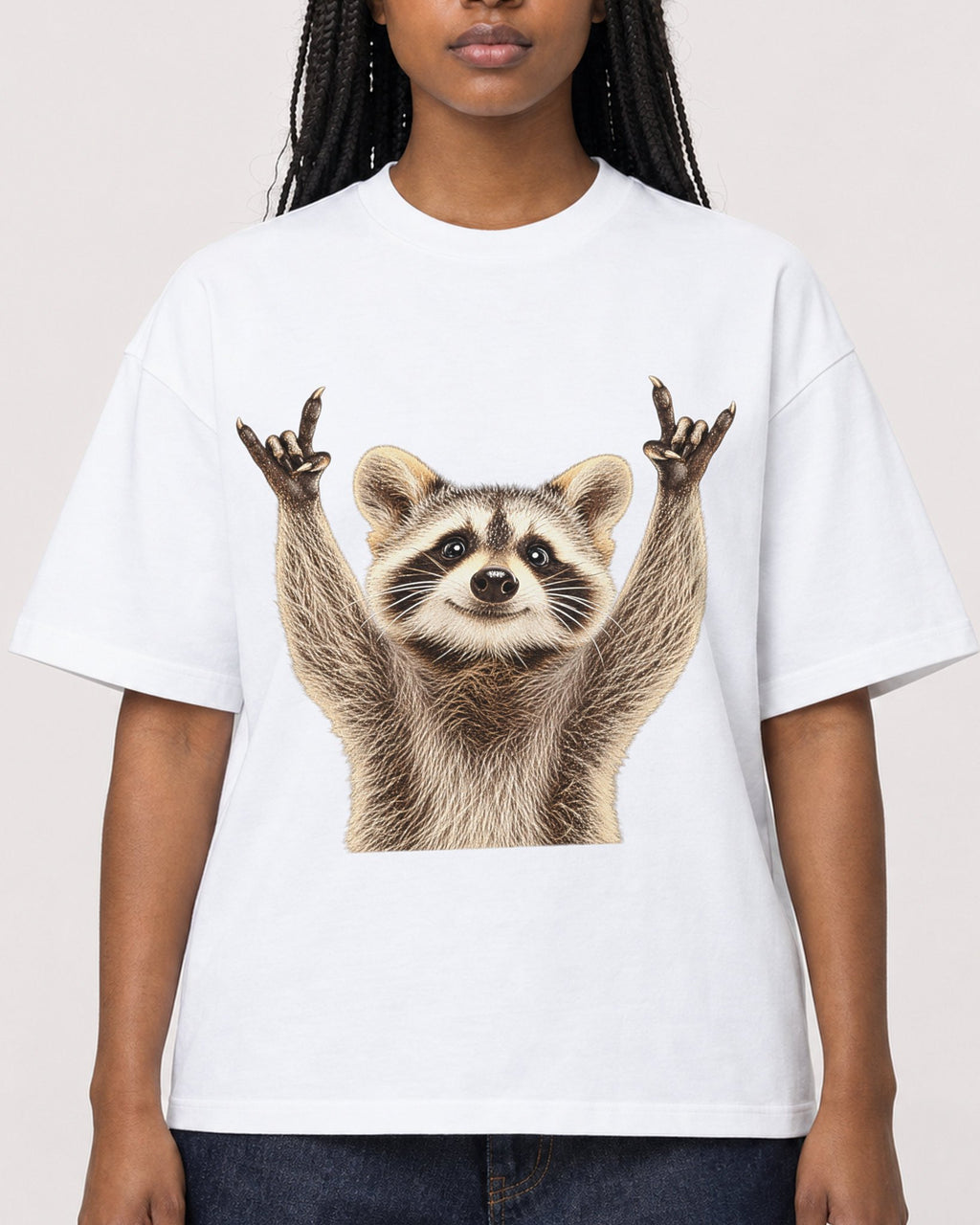 Mockup Boxy Heavyweight Tee White female close-up 04