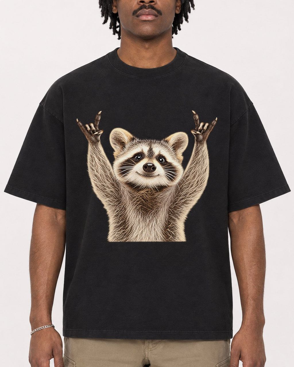 Mockup Boxy Heavyweight Tee Black male close-up 04