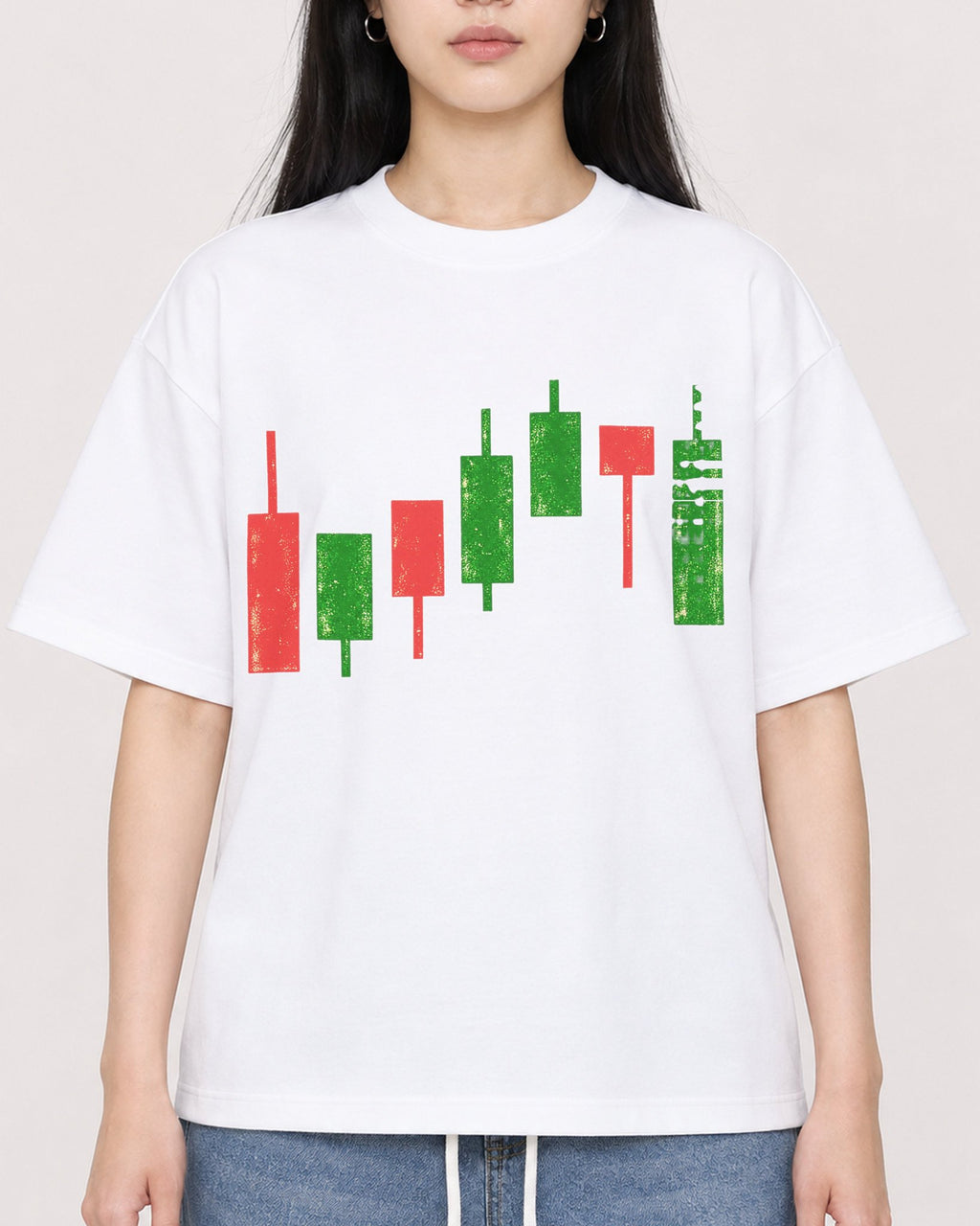 Mockup Boxy Heavyweight Tee White female close-up 01