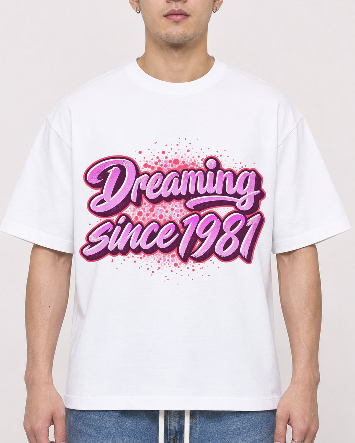 Mockup Boxy Heavyweight Tee White male close-up 13
