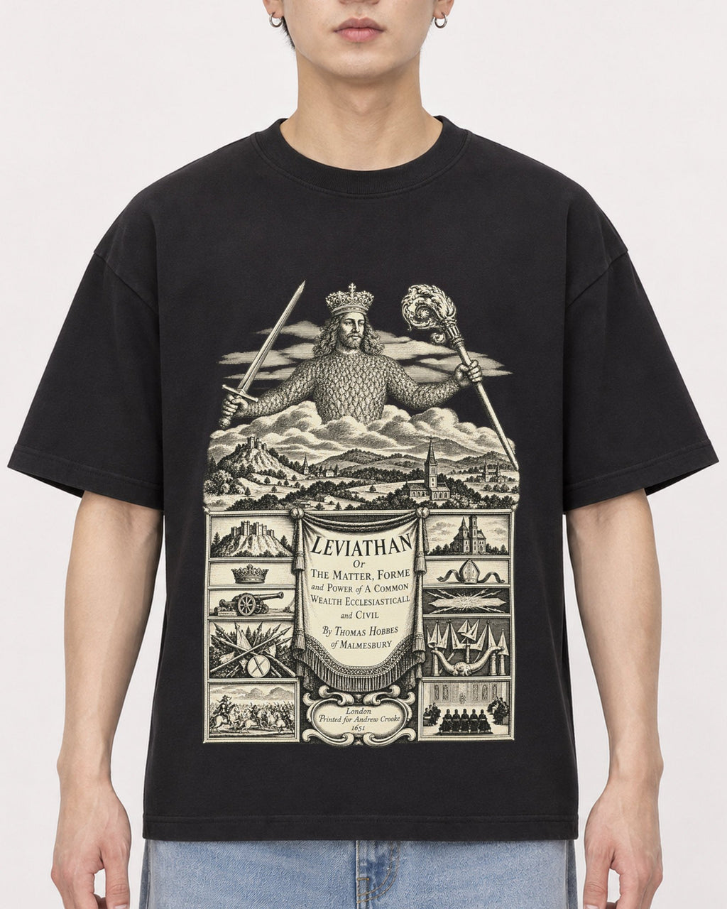 Mockup Boxy Heavyweight Tee Black male close-up 01