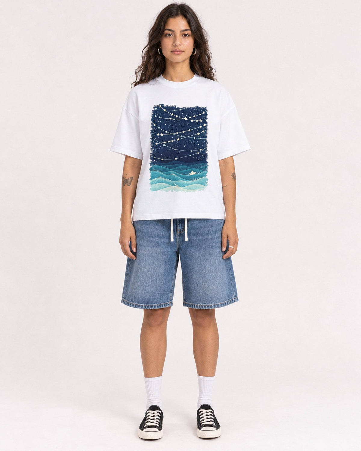 Mockup Boxy Heavyweight Tee White female full-body 06