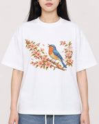 Mockup Boxy Heavyweight Tee White female close-up 01