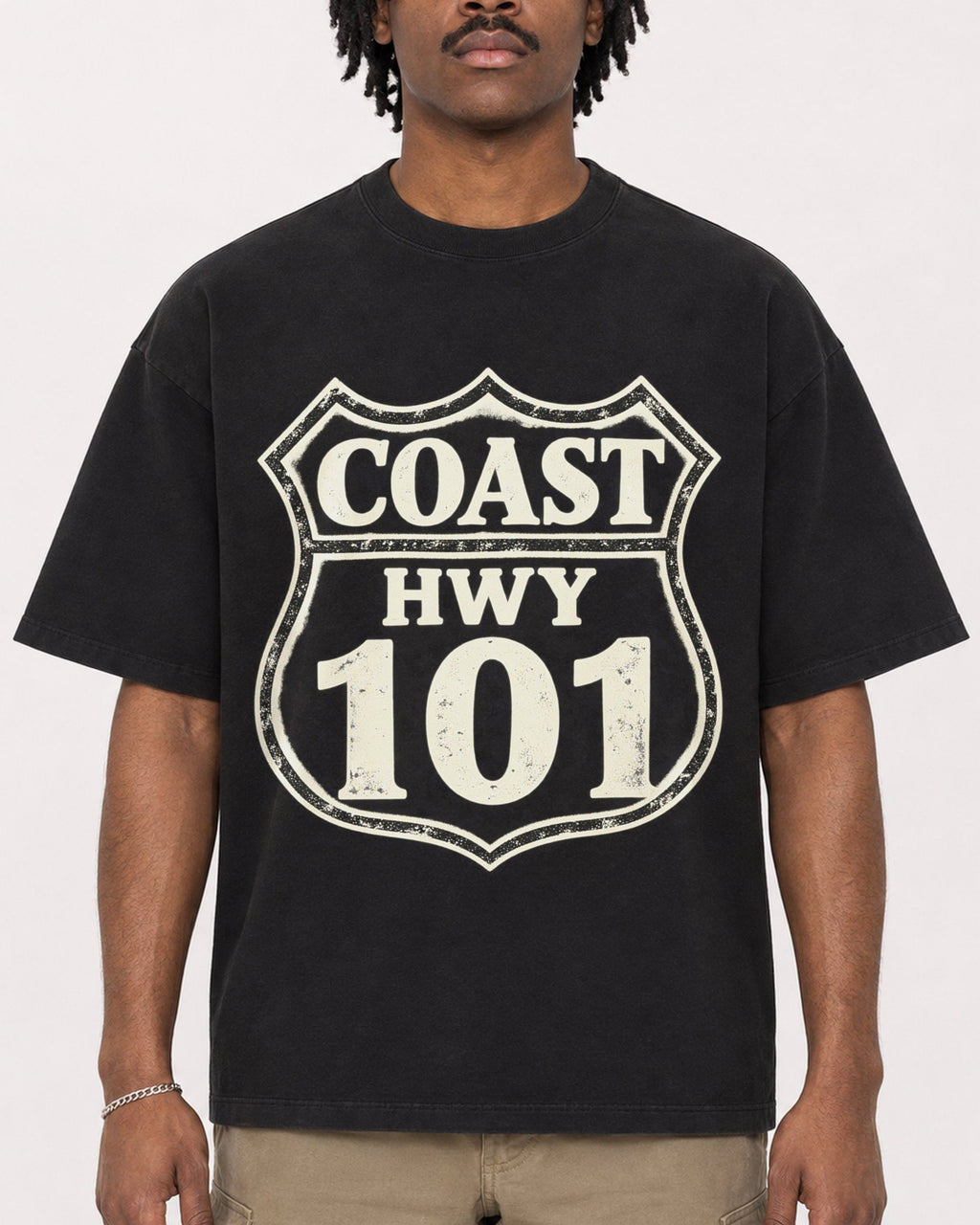 Mockup Boxy Heavyweight Tee Black male close-up 04