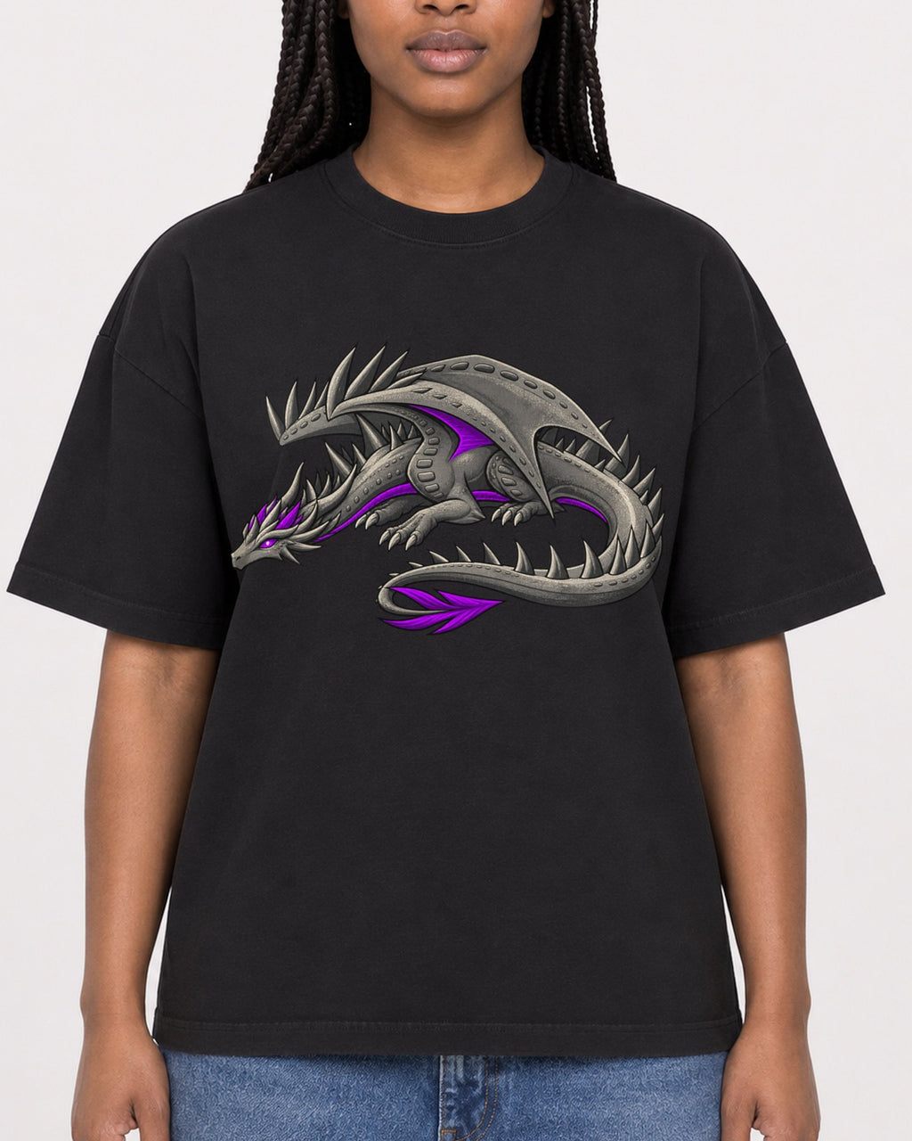 Mockup Boxy Heavyweight Tee Black female close-up 04