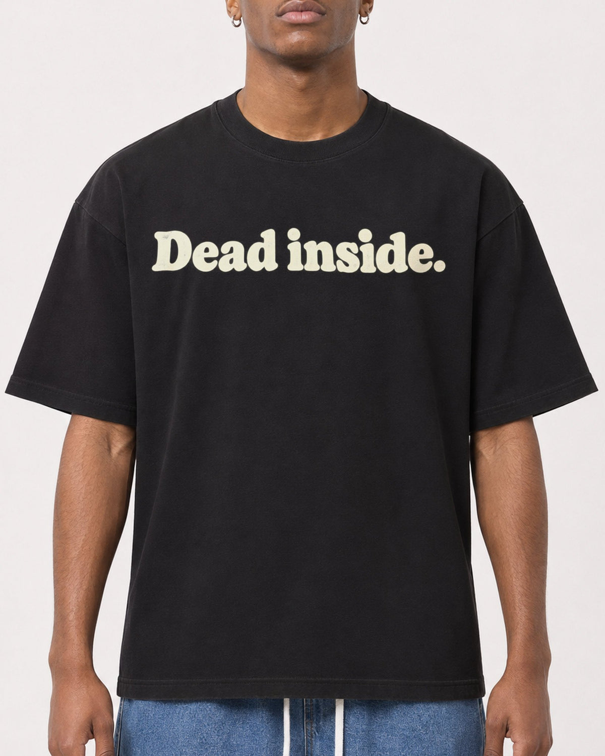 Mockup Boxy Heavyweight Tee Black male close-up 15