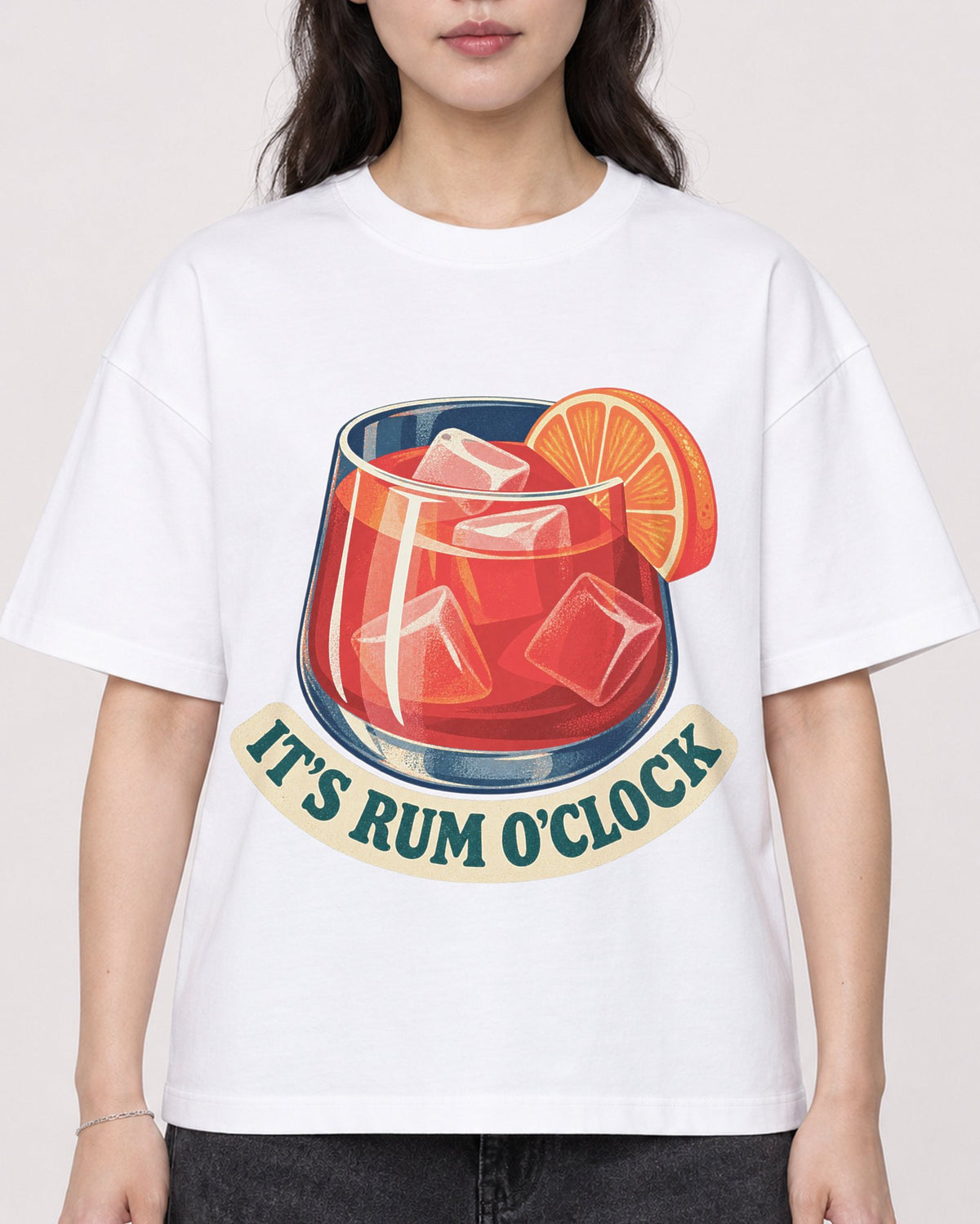 Mockup Boxy Heavyweight Tee White female close-up 03