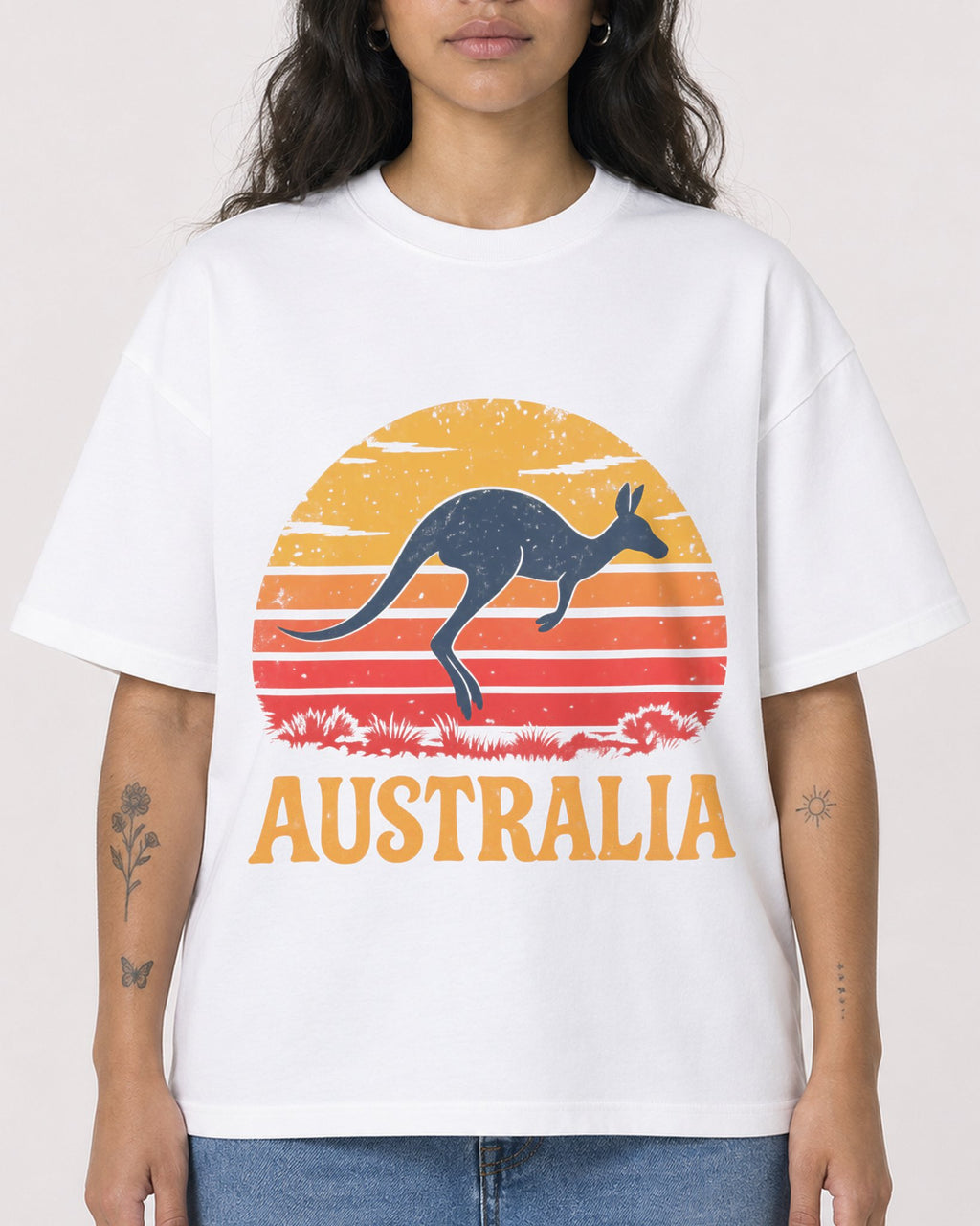 Mockup Boxy Heavyweight Tee White female close-up 30