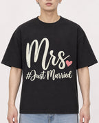 Mockup Boxy Heavyweight Tee Black male close-up 01