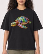 Mockup Boxy Heavyweight Tee Black female close-up 10