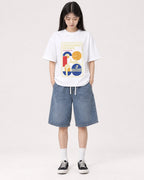 Mockup Boxy Heavyweight Tee White female full-body 01