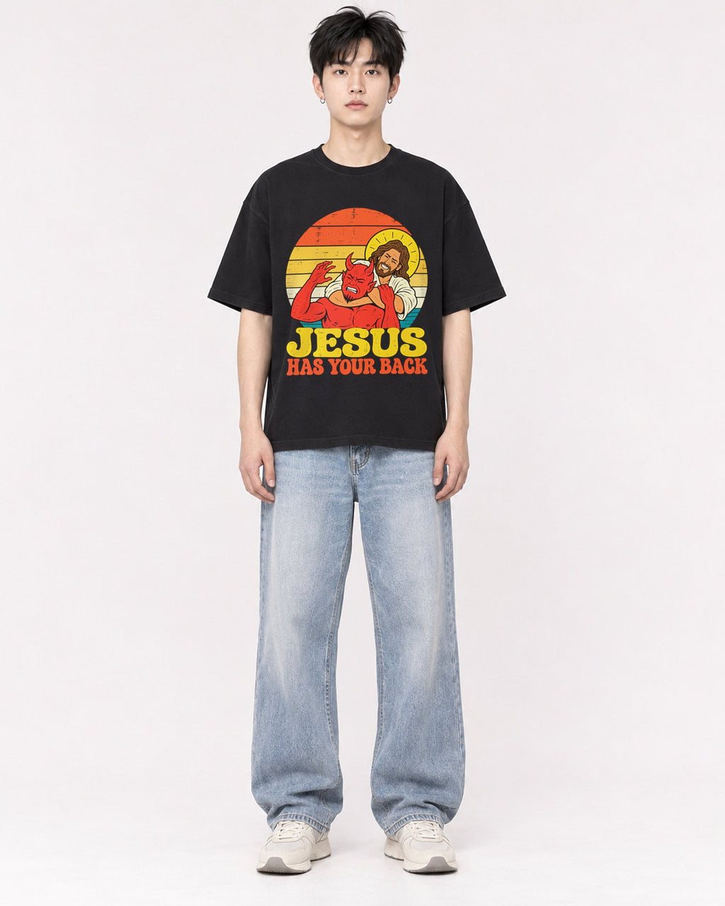 Mockup Boxy Heavyweight Tee Black male full-body 01