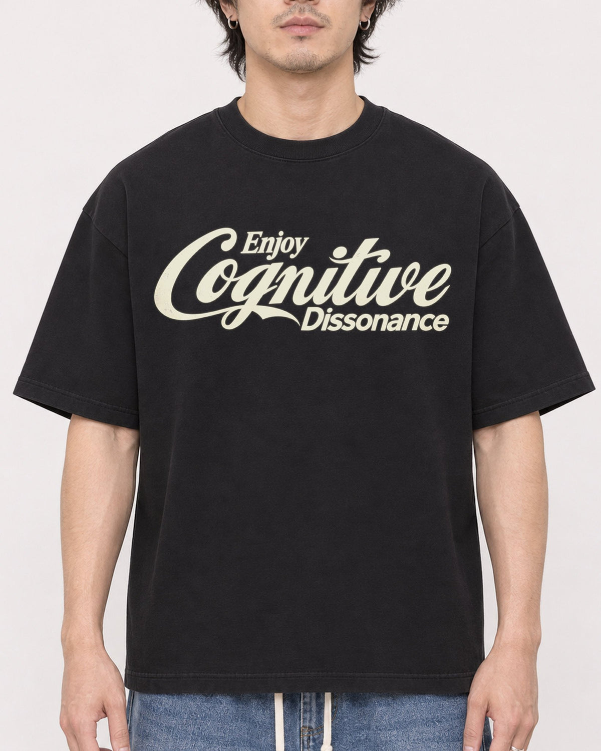 Mockup Boxy Heavyweight Tee Black male close-up 03
