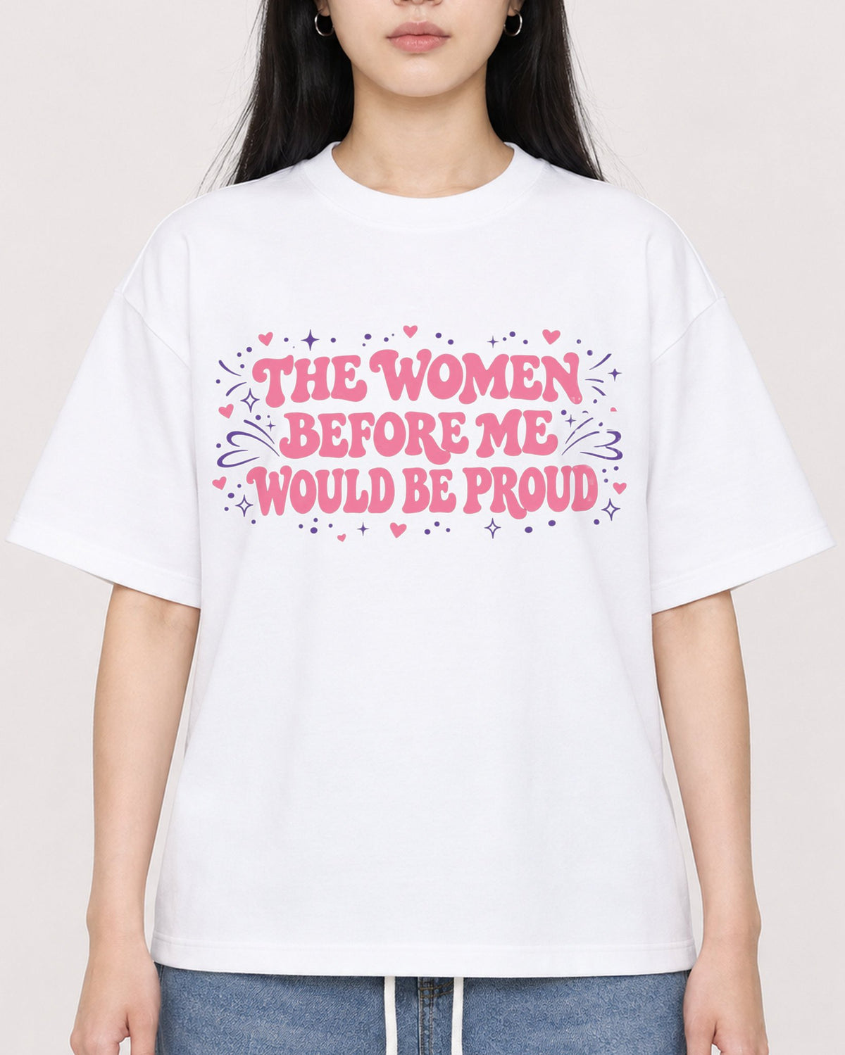 Mockup Boxy Heavyweight Tee White female close-up 01