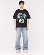 Mockup Boxy Heavyweight Tee Black male full-body 01