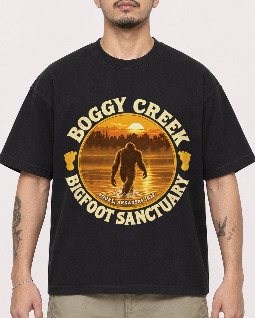 Mockup Boxy Heavyweight Tee Black male close-up 12