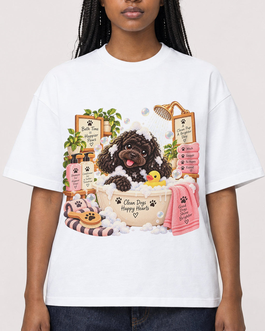 Mockup Boxy Heavyweight Tee White female close-up 04