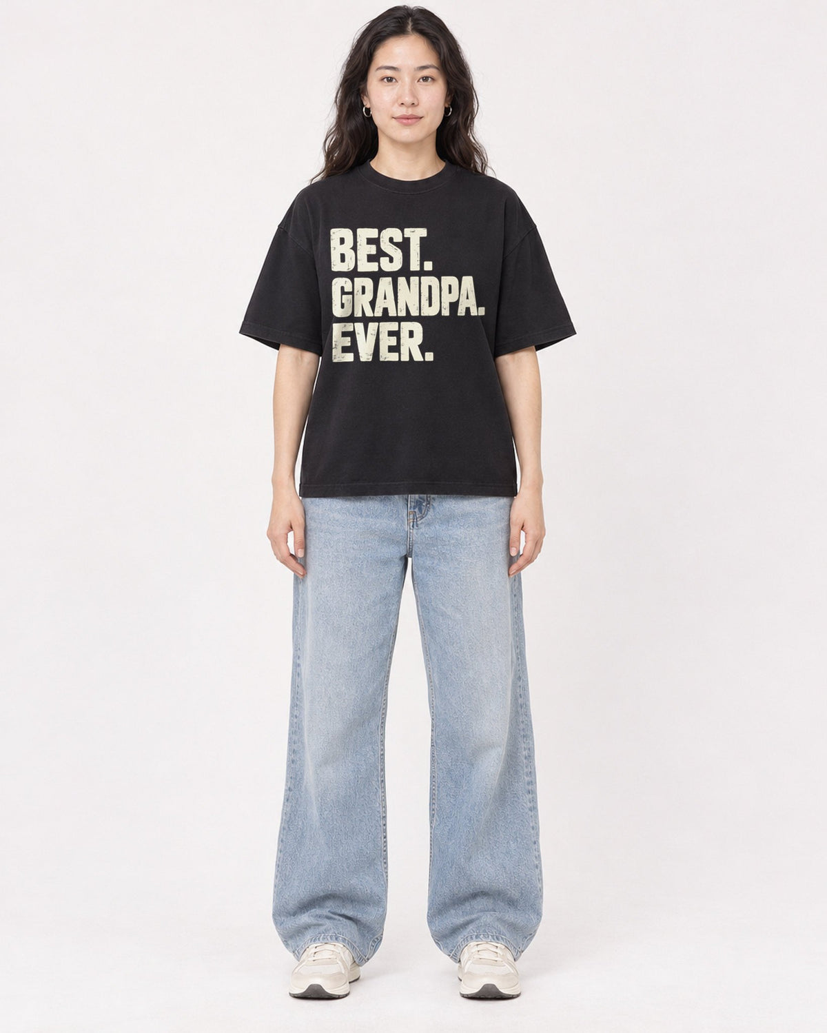Mockup Boxy Heavyweight Tee Black female full-body 03