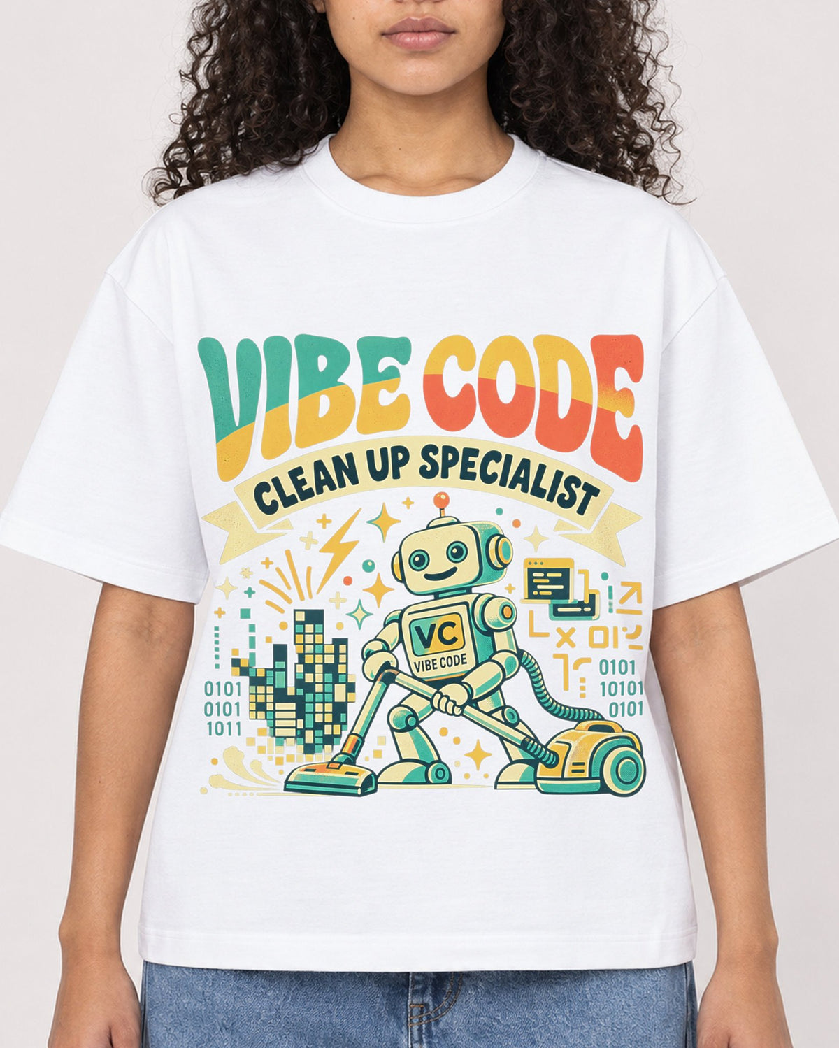 Mockup Boxy Heavyweight Tee White female close-up 10
