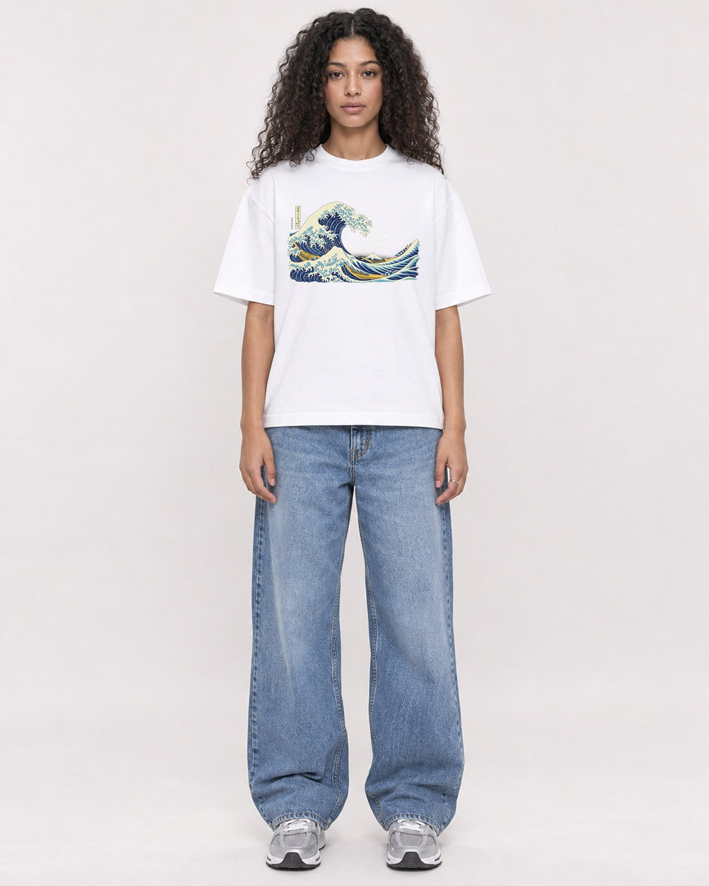 Mockup Boxy Heavyweight Tee White female full-body 10