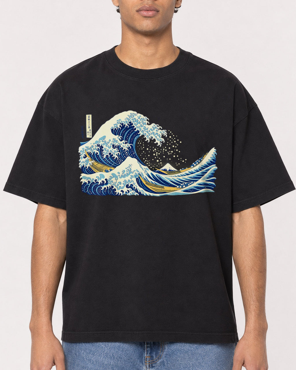 Mockup Boxy Heavyweight Tee Black male close-up 10