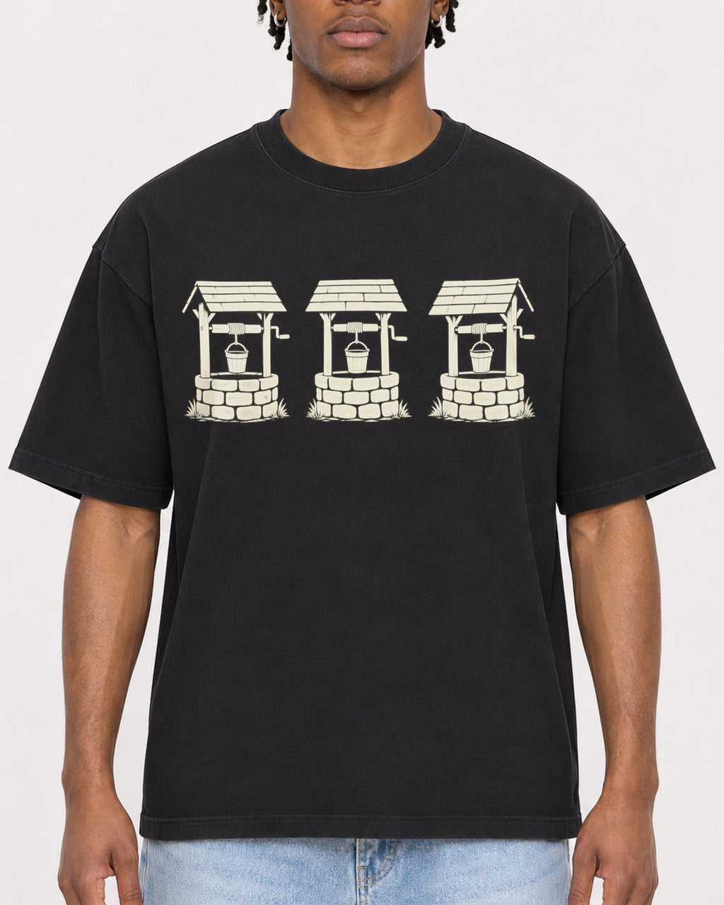Mockup Boxy Heavyweight Tee Black male close-up 05