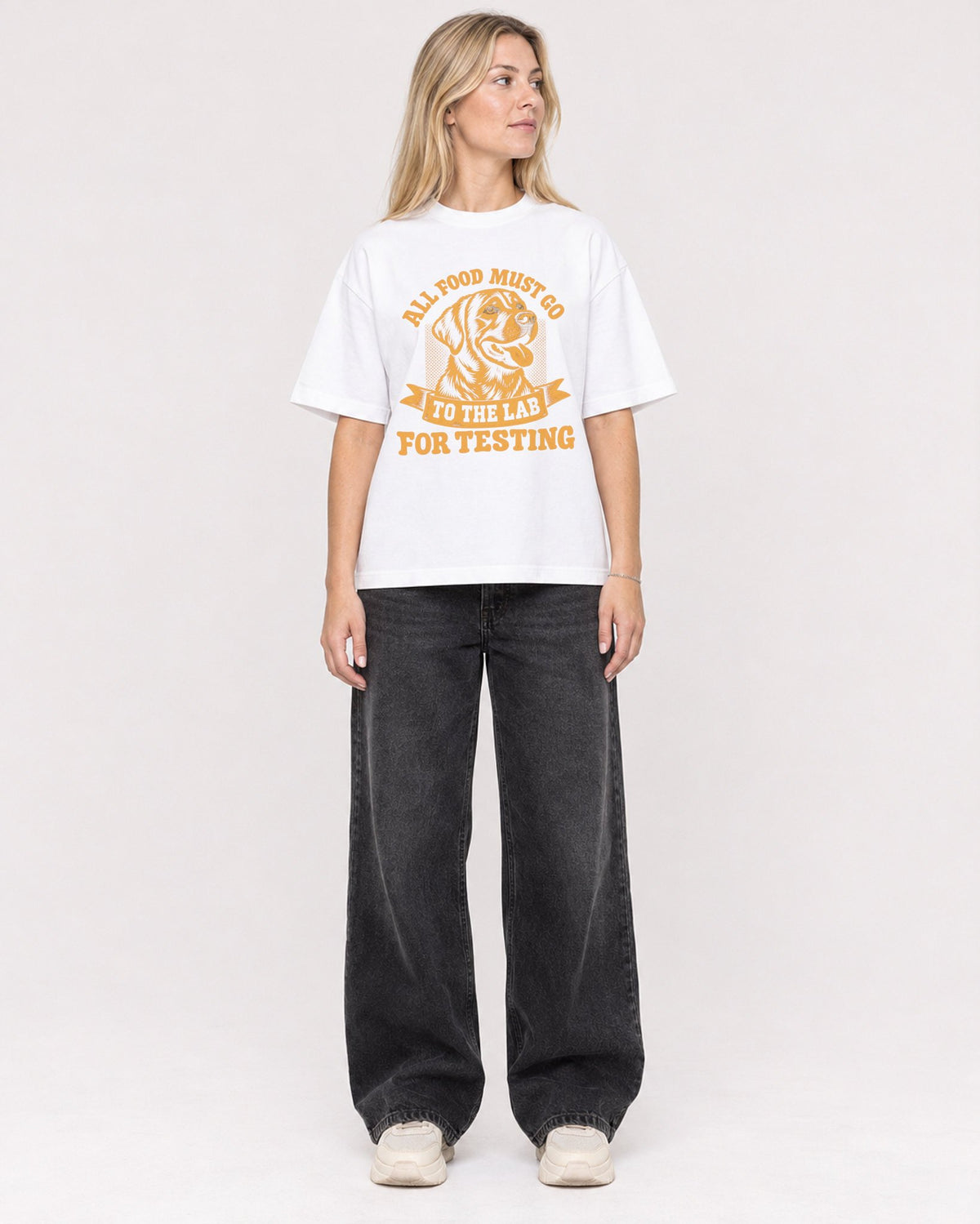 Mockup Boxy Heavyweight Tee White female full-body 08