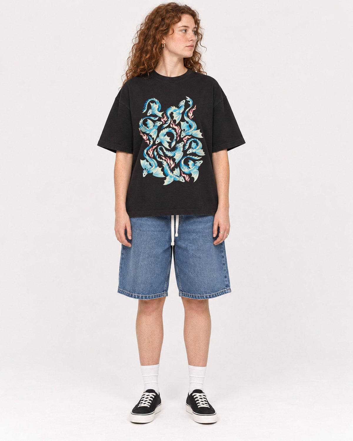 Mockup Boxy Heavyweight Tee Black female full-body 09